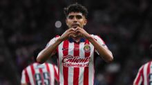 Ricardo Marín se pone el traje de goleador en Chivas