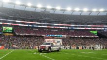 NFL: Ja'Quinden Jackson tiene movilidad tras salir en ambulancia