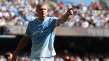 Com Haaland 'careca', City vira no fim contra Bournemouth de Rayan e estreia com vitória na Premier League