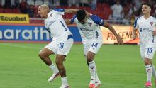 Con un jugador menos: Liga de Quito ganó en la Liga Ecuabet y complicó a Emelec