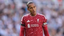 Virgil van Dijk 'fully trusts' Liverpool in transfer market