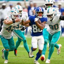 New York Giants WR Calvin Austin carted off practice field