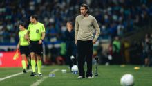 Técnico do Atlético-MG cobre Cruzeiro de elogios e critica arbitragem por 'ignorar' cartão em lance com Ruan: 'Difícil compreender'