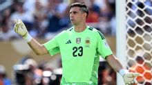 Chelsea offered chance to sign Villa's Emiliano Martínez - source