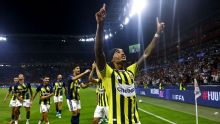Fenerbahce le ganó a Lyon y se metió en la fase de liga de la Champions League