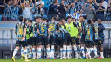Rival do Corinthians na Libertadores fecha contratação de jogador do Grêmio