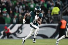 Eagles' DeVonta Smith out vs. Rams with hamstring injury