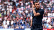 Van Bronckhorst over transferplannen Feyenoord: "Nog geen telefoontje van Devy gehad"