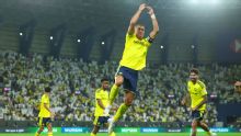 Cristiano Ronaldo faz gol da virada, chega a 978 na carreira e dá vitória ao Al Nassr no Saudita