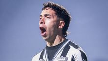 Wanderers goleó al Central Español del Tony Pacheco