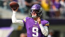 J.J. McCarthy fuera del juego final de pretemporada por lesión