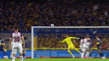 Los palos, el comodín de Montero en el primer tiempo de Boca vs. Lanús
