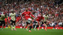 European soccer live updates: Man United cruise past Ipswich