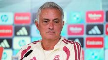Mourinho arranca risadas de jornalistas ao perguntar preço de reforço do Real Madrid: 'Quanto pagamos?'