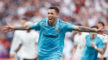 Christian Oliva le dio un triunfo histórico a Santos en el clásico contra Corinthians