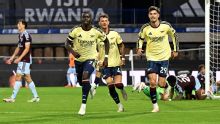 Arsenal vence Aston Villa e mantém início perfeito na Premier League