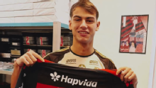 Joaquín Freitas fue presentado en Flamengo