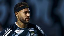Santos' Neymar in tears after going off at half-time with another injury