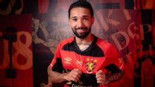Campeão brasileiro pelo Corinthians relembra aprendizado com 'medalhões' e celebra volta por cima no Sport: 'É o meu melhor momento'