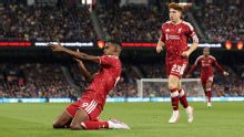 Premier League live updates: Isak brace gives Liverpool early lead over Ipswich