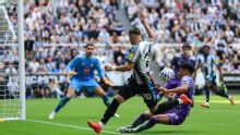 Newcastle rescató un empate ante Bournemouth sobre el final en la Premier