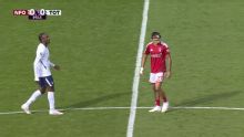 Daniel Muñoz debutó en Nottingham Forest: ¿Cómo le fue?