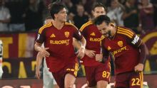 Roma leva gol de Éderson, mas marca duas vezes no fim, vira sobre a Atalanta e lidera o Italiano