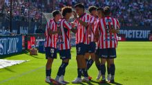 Chivas vuelve al triunfo con goleada sobre Atlético de San Luis