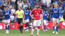 Premier League live updates: Man United slump to late draw; Arsenal-Chelsea up next