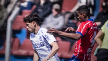 Central Español se llevó un empate agónico ante Defensor Sporting por el Torneo Clausura 2026