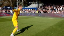 Goalkeeper Ronald Koeman Jr. scores twice to secure dramatic comeback point in Eredivisie