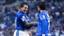 Cruzeiro 'faz as pazes' após protesto da torcida, vence no Mineirão e acaba com sequência invicta do Athletico-PR no Brasileirão