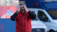 Fernando Ortiz reclamó por el estado de la cancha tras empatar con Huachipato