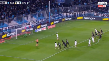 La especialidad de la casa: Cambeses le tapó el penal al Loco Díaz en Racing vs. Atlético Tucumán