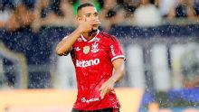 De 'obrigado, amigo' a 'deixou chegar': Flamengo provoca nas redes após assumir liderança