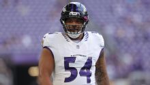 Ravens name Gwyn to start at center to begin post-Linderbaum era