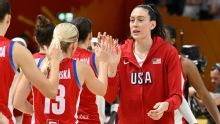 U.S. closes pool play with 105-64 rout of Czechia