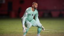 Weverton questiona 'lei anticera' após derrota do Grêmio e dispara: 'É para acabar com a energia de qualquer jogador...'