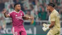 Spanish refs stand by call not to retake Mbappé pen miss