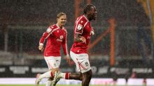 Wrexham wait for home win goes on after draw with struggling Burnley