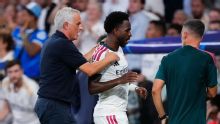 Mourinho defends Vinícius amid Madrid jeers: Not 'at his best'