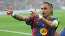 ¡Pasaron todos de largo! Golazo de Raphinha para Barcelona vs. Feyenoord en Champions