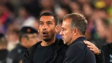Van Bronckhorst kreeg compliment van Flick: "Hij zei dat hij blij werd van ons spel"