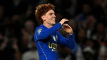 Chelsea remontó el partido del año ante Leeds y el Colo Barco coronó la noche con un gol decisivo