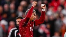 Ronald Araújo, distinguido por Liverpool como el mejor en el triunfo ante Atlético Madrid