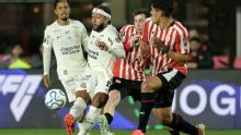 Corinthians supera susto, busca empate com Estudiantes e fica a uma vitória da semifinal da Libertadores