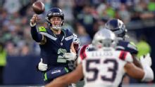 Seahawks take Week 1 win over Patriots, lose QB Darnold early