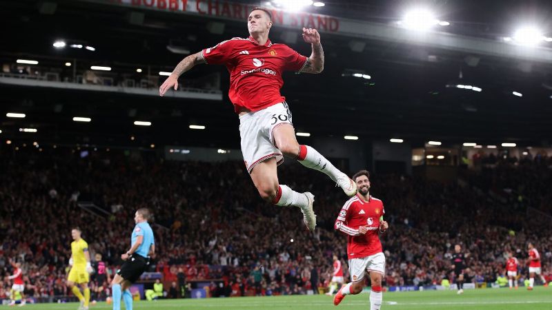 Šeško makes his case for Man United ahead of Manchester derby