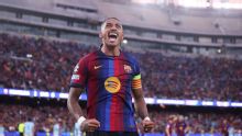 Barcelona coach Hansi Flick hails 'unbelievable' Raphinha in new No. 9 role