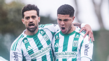Racing le ganó en la hora a Boston River y tomó el liderazgo de la Tabla Anual